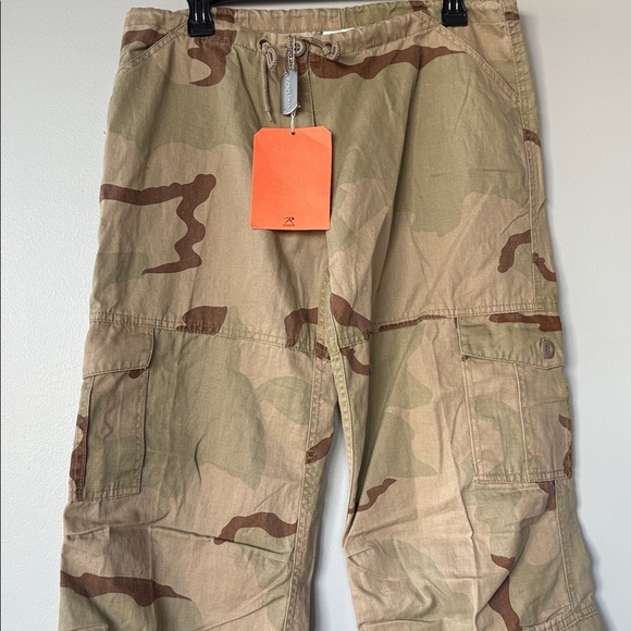Camo cargo pants NWT (unisex) - Picture 3 of 10